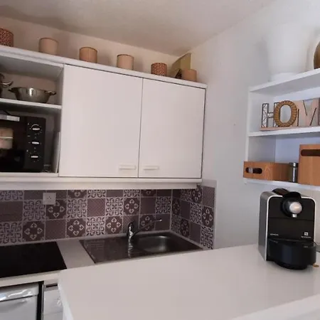 Apartment 40m2 - Aux Pieds - - Parking Couvert *